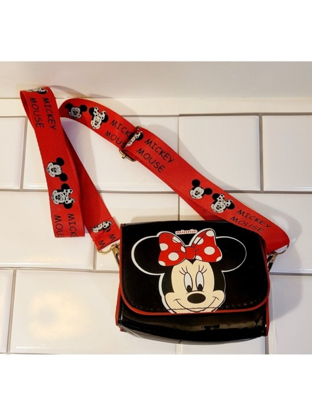 Minnie Mouse Small Purse Wallet White Red Black Removable Adjustable Strap